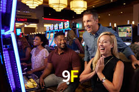 A Ascensão dos Esportes Eletrônicos: Um Novo Paradigma no Entretenimento